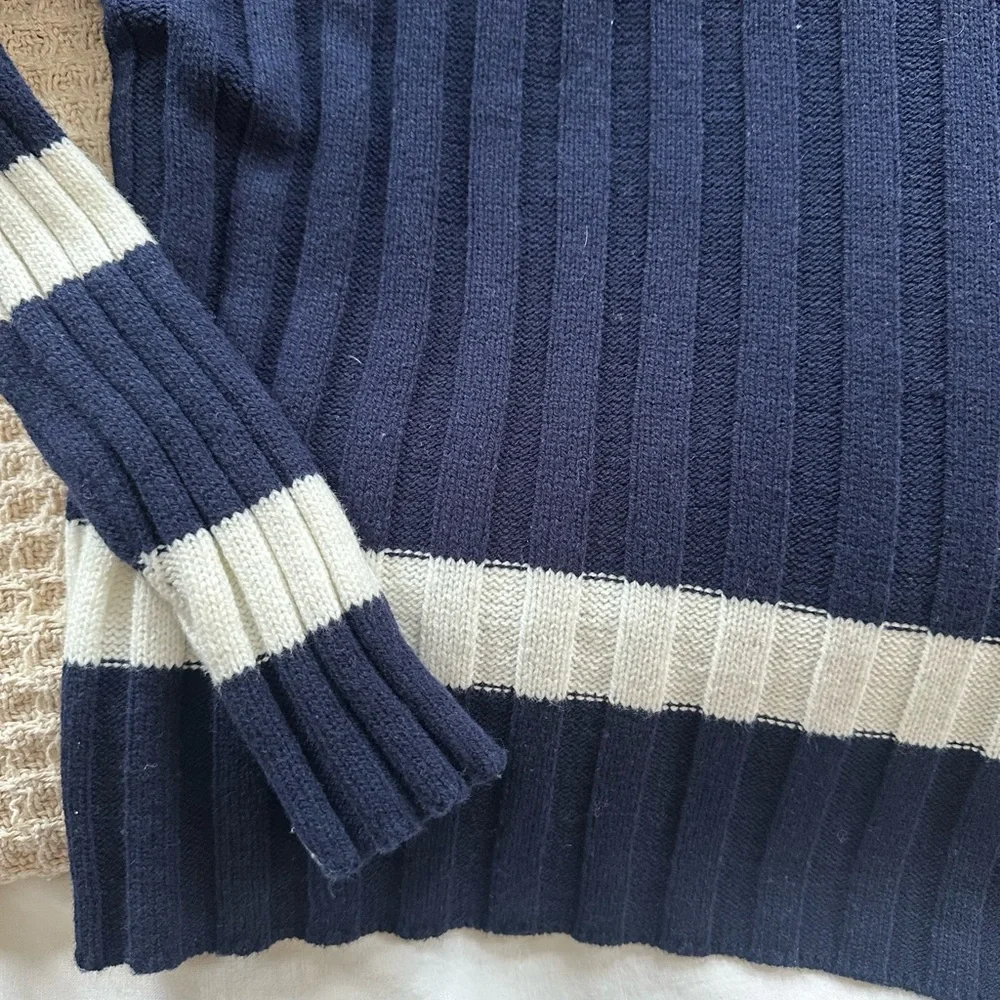 Sincerely Jules Navy and White Knit Sweater and Pant Lounge Set - Size Small - Picture 5 of 11
